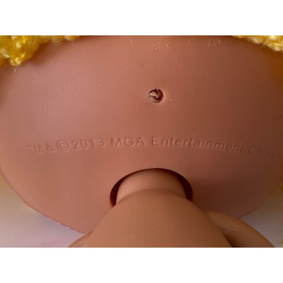 MGA Hasbro Lalaloopsy Doll Large Spot Splatter Splash Loopy Yellow Yarn hair - Picture 9 of 10